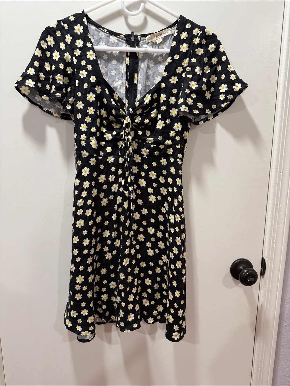 Women's floral short-sleeve top